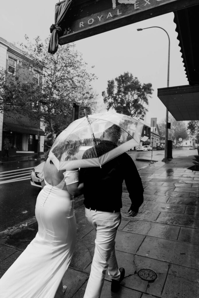 rainy engagement photography Newcastle NSW